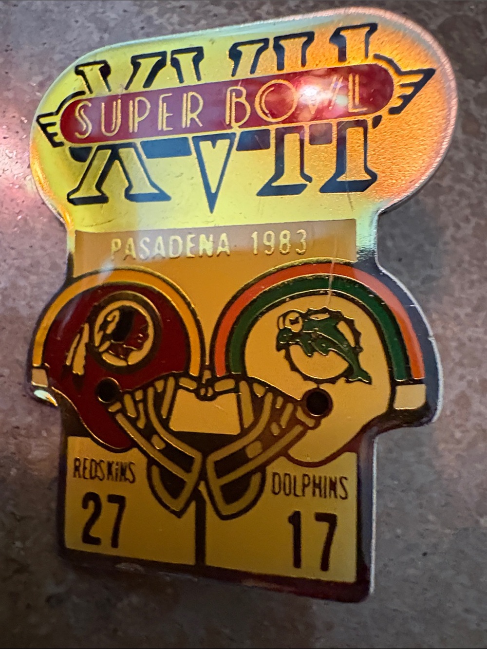 Super Bowl XVII Pasadena 1983 Commemorative Enamel Pin - Yellow/Gold